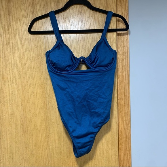 Shade & Shore Blue Women Swim One Piece - Size 32B